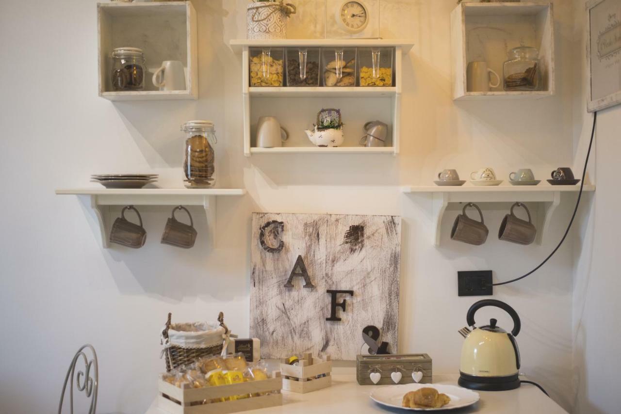 Elegant B&B - Il Vicolo Storico Salerno Eksteriør bilde