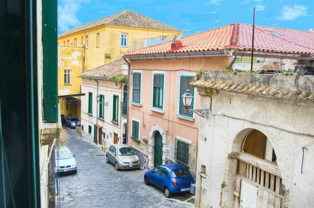 Elegant B&B - Il Vicolo Storico Salerno Eksteriør bilde